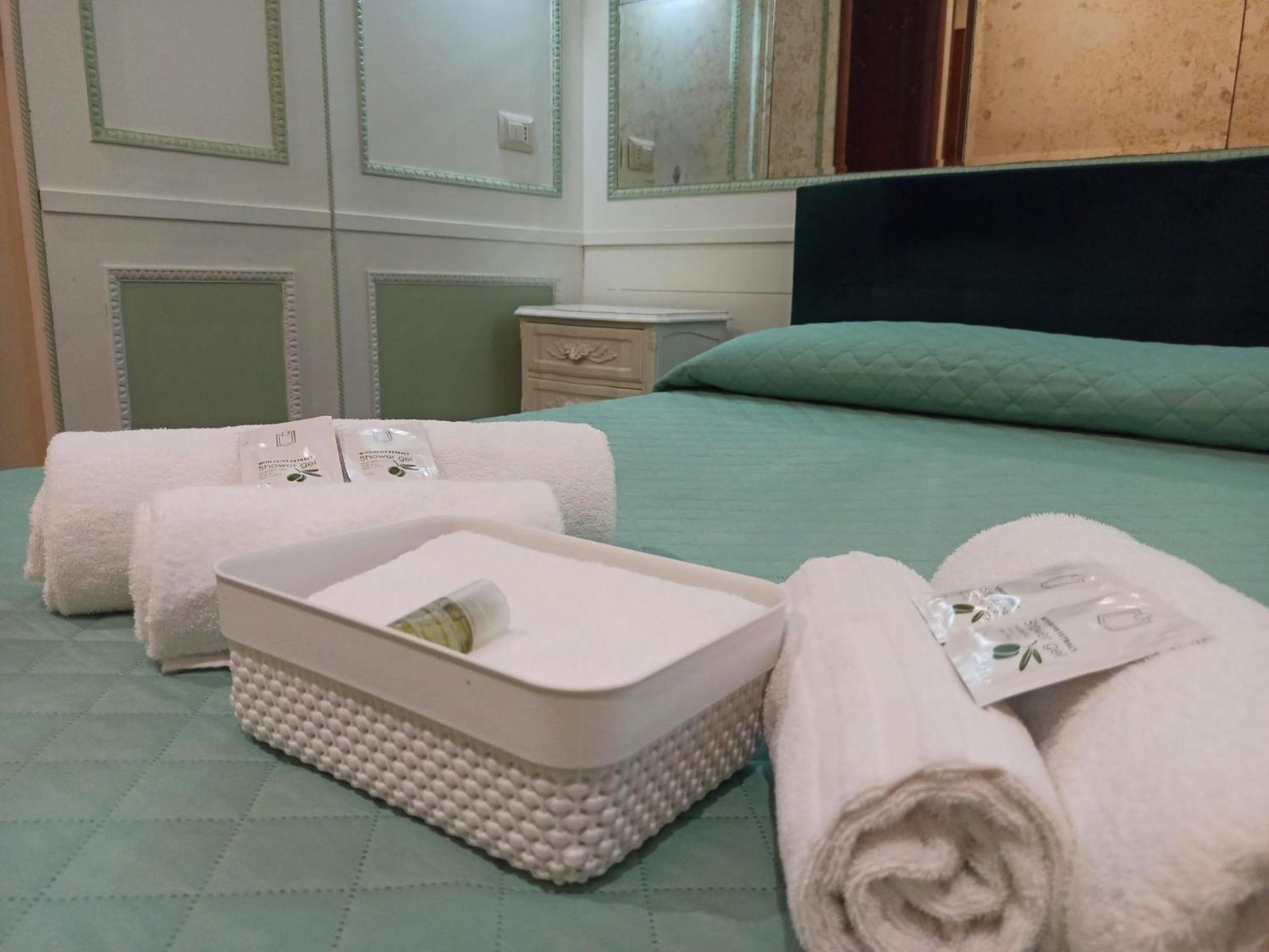 Bed and Breakfast Domina Popolo Roma Exterior foto